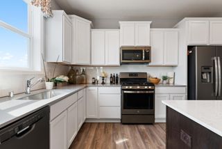 10840 Hemingway Avenue S, Cottage Grove, MN 55016