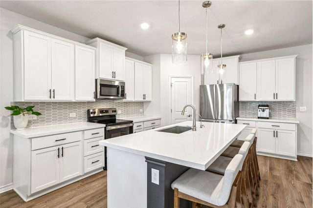 104 Terminus TRL, Liberty Hill, TX 78642