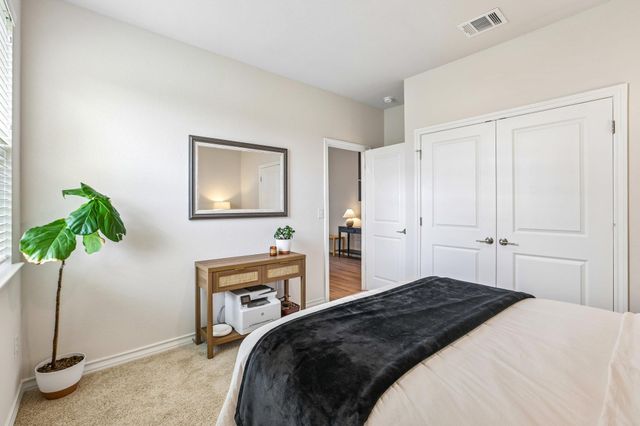 104 Terminus TRL, Liberty Hill, TX 78642