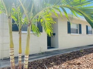 612 88TH AVENUE N 5, St Petersburg, FL 33702