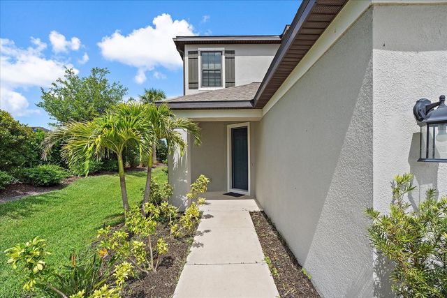 10141 MILKY WAY CIRCLE, Sarasota, FL 34241