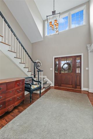 5275 Brookdale Road, Bloomfield Hills, MI 48304