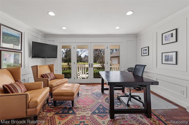 5275 Brookdale Road, Bloomfield Hills, MI 48304