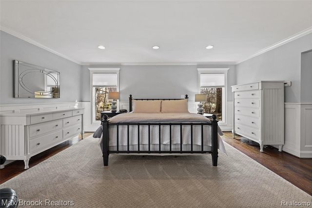 5275 Brookdale Road, Bloomfield Hills, MI 48304