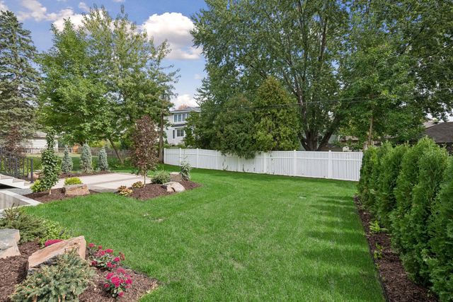 5513 Brookview Avenue, Edina, MN 55424