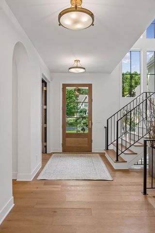 5513 Brookview Avenue, Edina, MN 55424