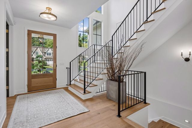 5513 Brookview Avenue, Edina, MN 55424