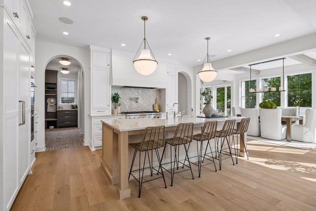 5513 Brookview Avenue, Edina, MN 55424
