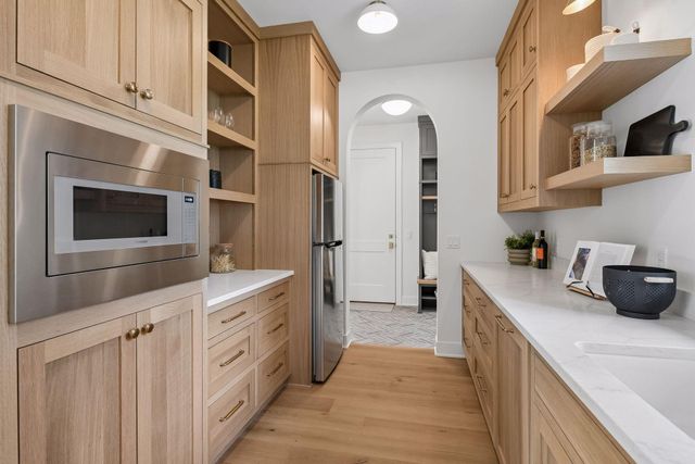 5513 Brookview Avenue, Edina, MN 55424