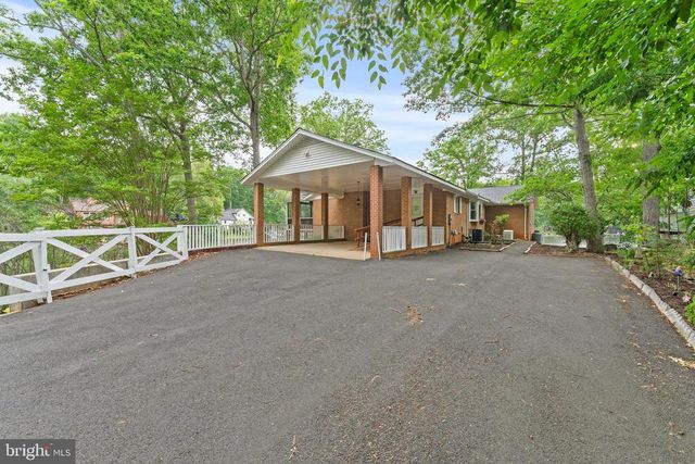 216 WILDERNESS LN, Locust Grove, VA 22508