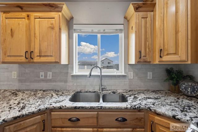 4676 Weigel Circle, Iona, ID 83427