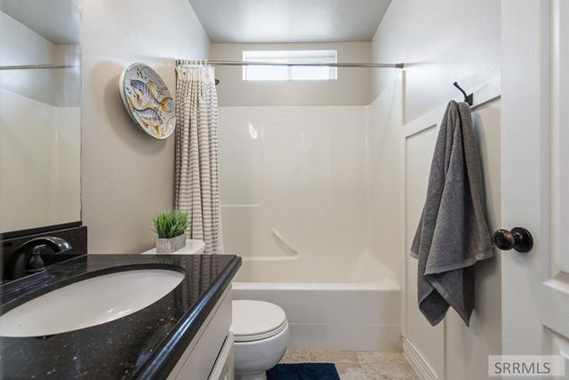 4676 Weigel Circle, Iona, ID 83427