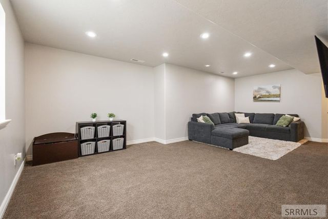 4676 Weigel Circle, Iona, ID 83427