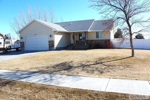 4676 Weigel Circle, Iona, ID 83427