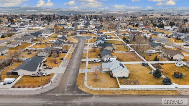 4676 Weigel Circle, Iona, ID 83427