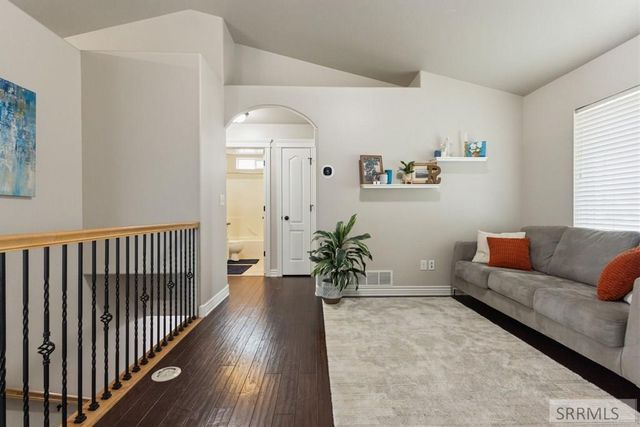 4676 Weigel Circle, Iona, ID 83427