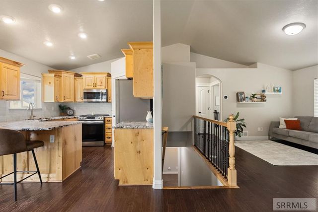 4676 Weigel Circle, Iona, ID 83427