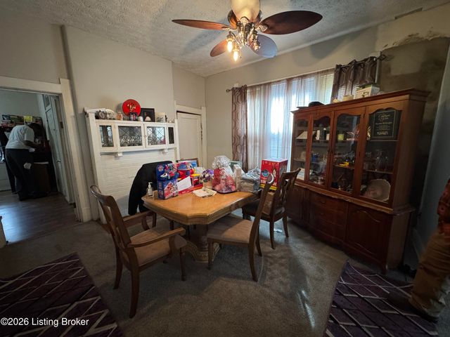 725 Sutcliffe Ave, Louisville, KY 40211