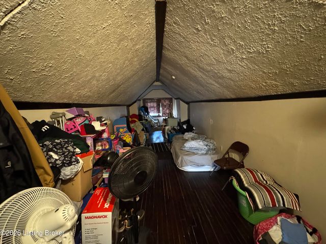 725 Sutcliffe Ave, Louisville, KY 40211