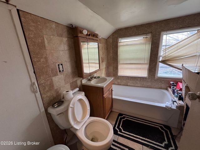 725 Sutcliffe Ave, Louisville, KY 40211