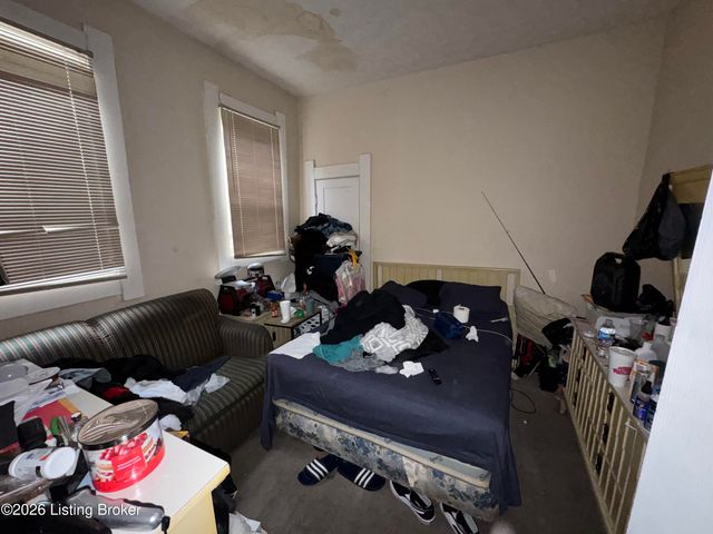 725 Sutcliffe Ave, Louisville, KY 40211