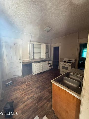 187 Bleecker Street, Gloversville, NY 12078