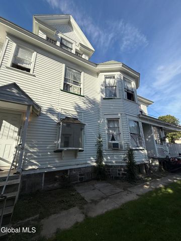 187 Bleecker Street, Gloversville, NY 12078