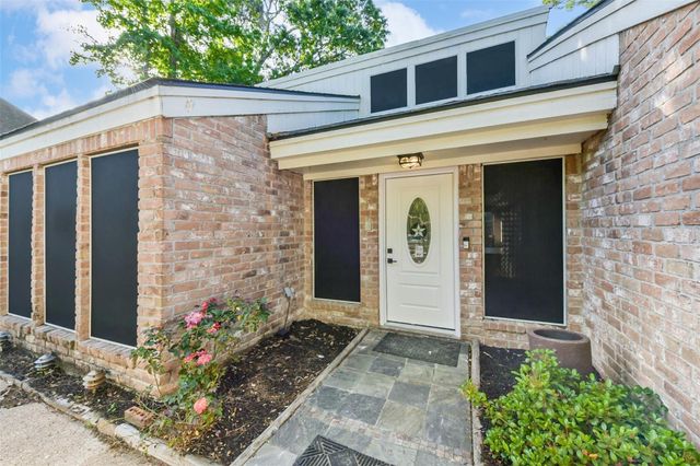 6610 Chancellor Drive, Spring, TX 77379