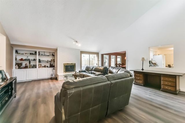 6610 Chancellor Drive, Spring, TX 77379