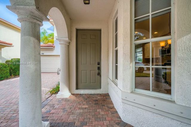 302 September Street, Palm Beach Gardens, FL 33410