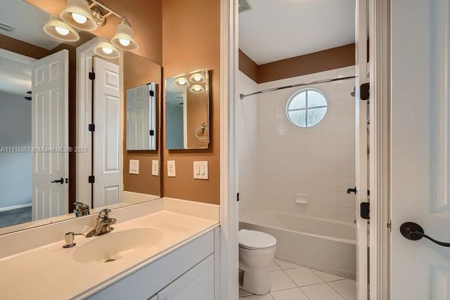 302 September Street, Palm Beach Gardens, FL 33410