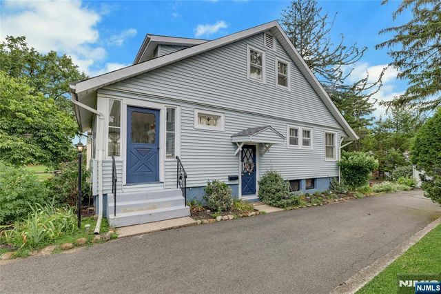 337 Corona Place, Ridgewood, NJ 07450