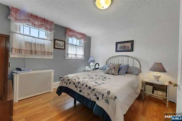 337 Corona Place, Ridgewood, NJ 07450