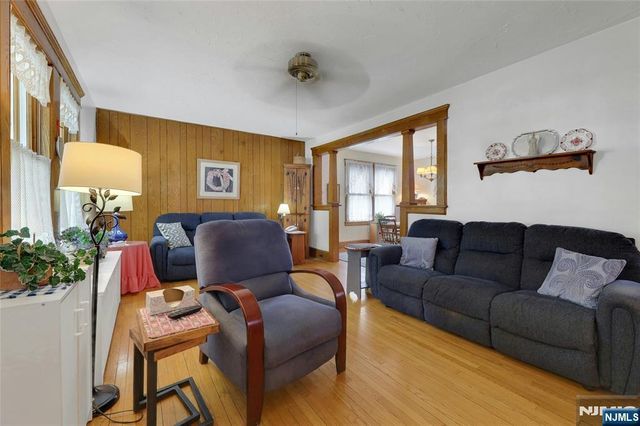 337 Corona Place, Ridgewood, NJ 07450
