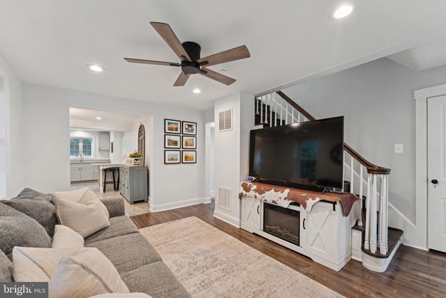 2372 MAYBERRY RD, Westminster, MD 21158