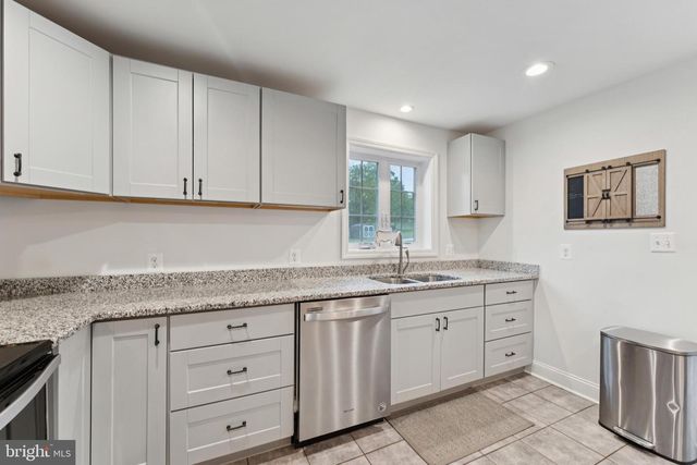 2372 MAYBERRY RD, Westminster, MD 21158