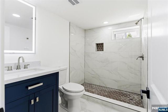 89 Susan Court, Clifton, NJ 07012