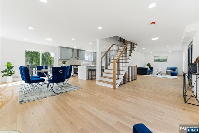89 Susan Court, Clifton, NJ 07012