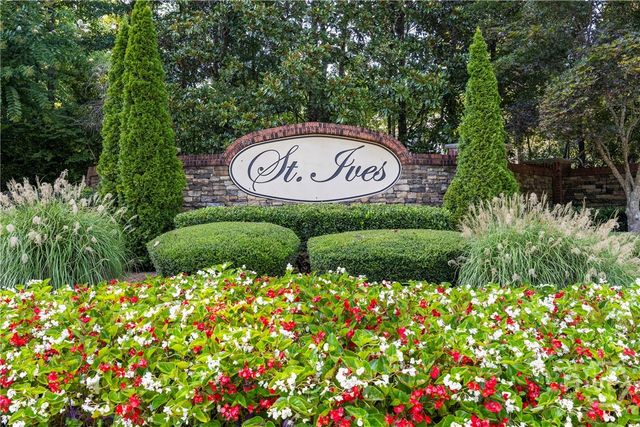 416 St Ives Walk, Monroe, GA 30655