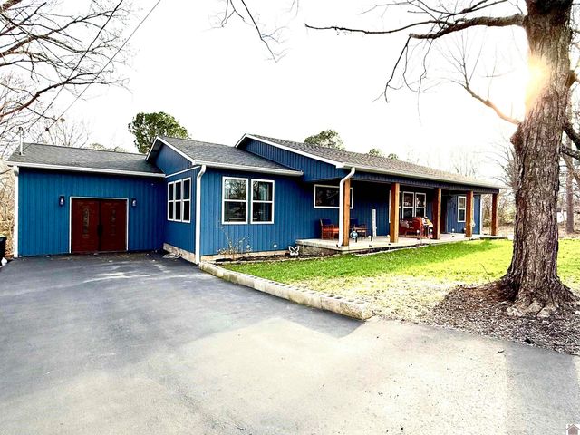 213 W 16th St., Benton, KY 42025