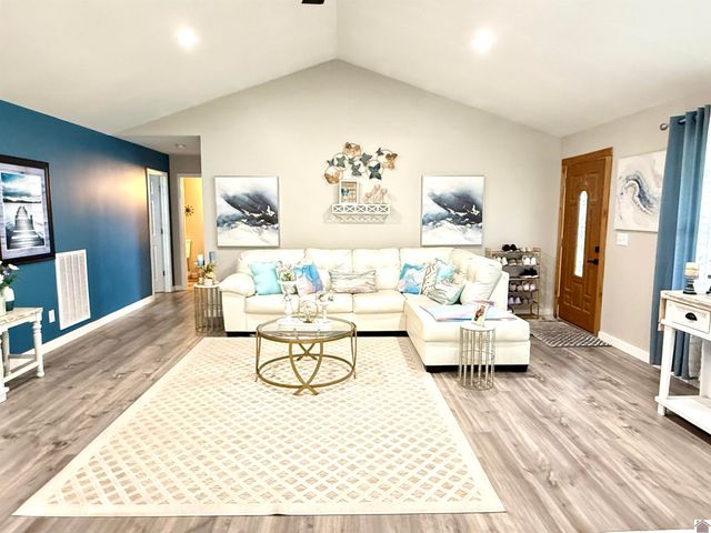 213 W 16th St., Benton, KY 42025