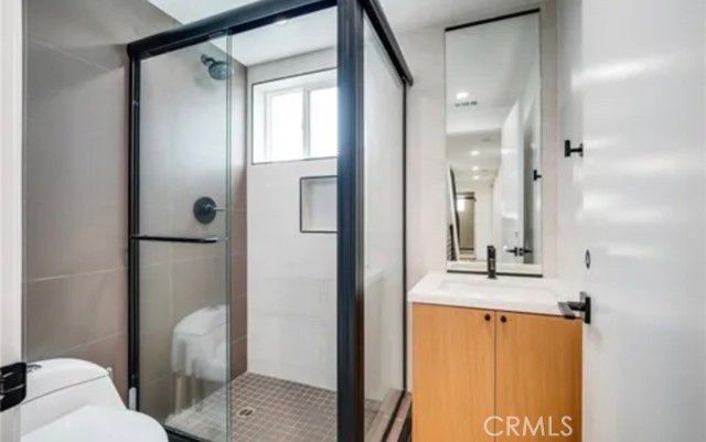 1943 Carmen, Los Angeles, CA 90068