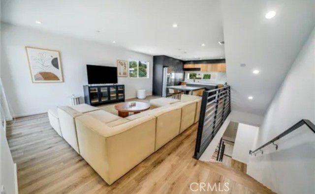 1943 Carmen, Los Angeles, CA 90068