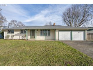 586 45TH Pl Ne, Salem, OR 97301
