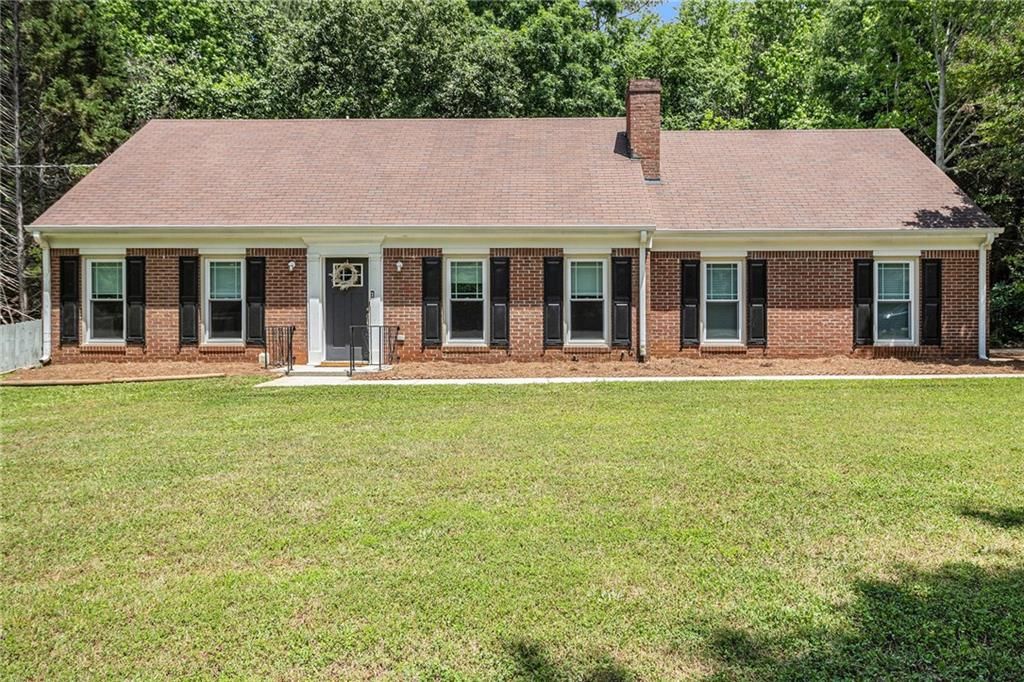 1828 Brandy Woods SE Drive, Conyers, GA 30013