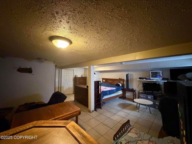 21635 Settlers Drive, Chugiak, AK 99567