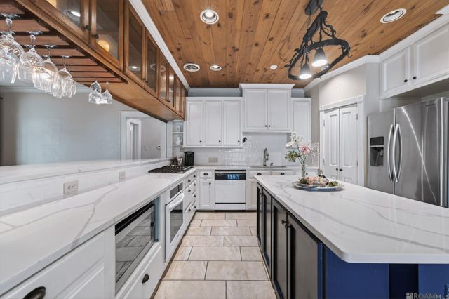 1674 Glenmore Ave, Baton Rouge, LA 70808