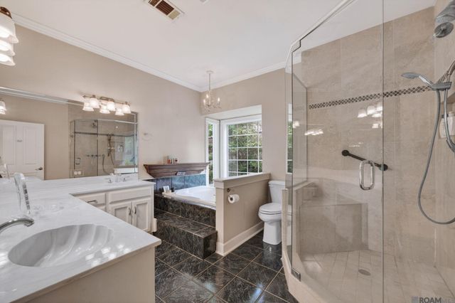 1674 Glenmore Ave, Baton Rouge, LA 70808