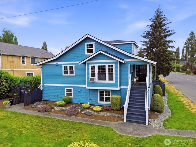 8903 3rd Avenue NW, Seattle, WA 98117