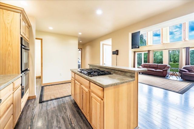 150 S GRANGE HALL ROAD, Fairbanks, AK 99712